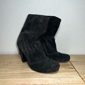 APEPAZZA TAPIRO suede leather heeled boots 6